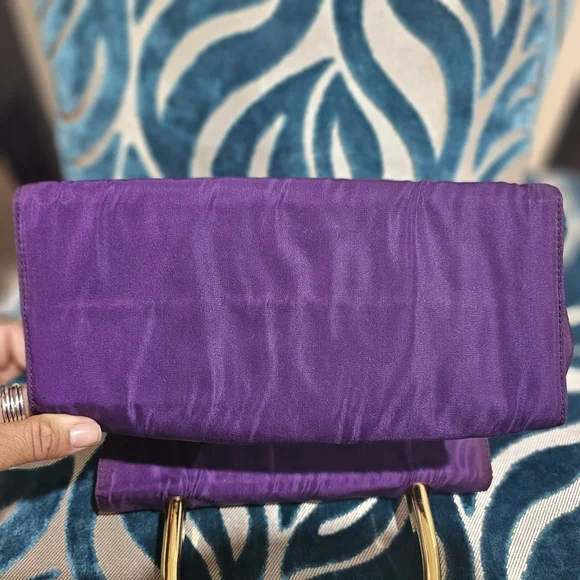 Authentic Prada Tessuto Bag - Picture 5 of 10